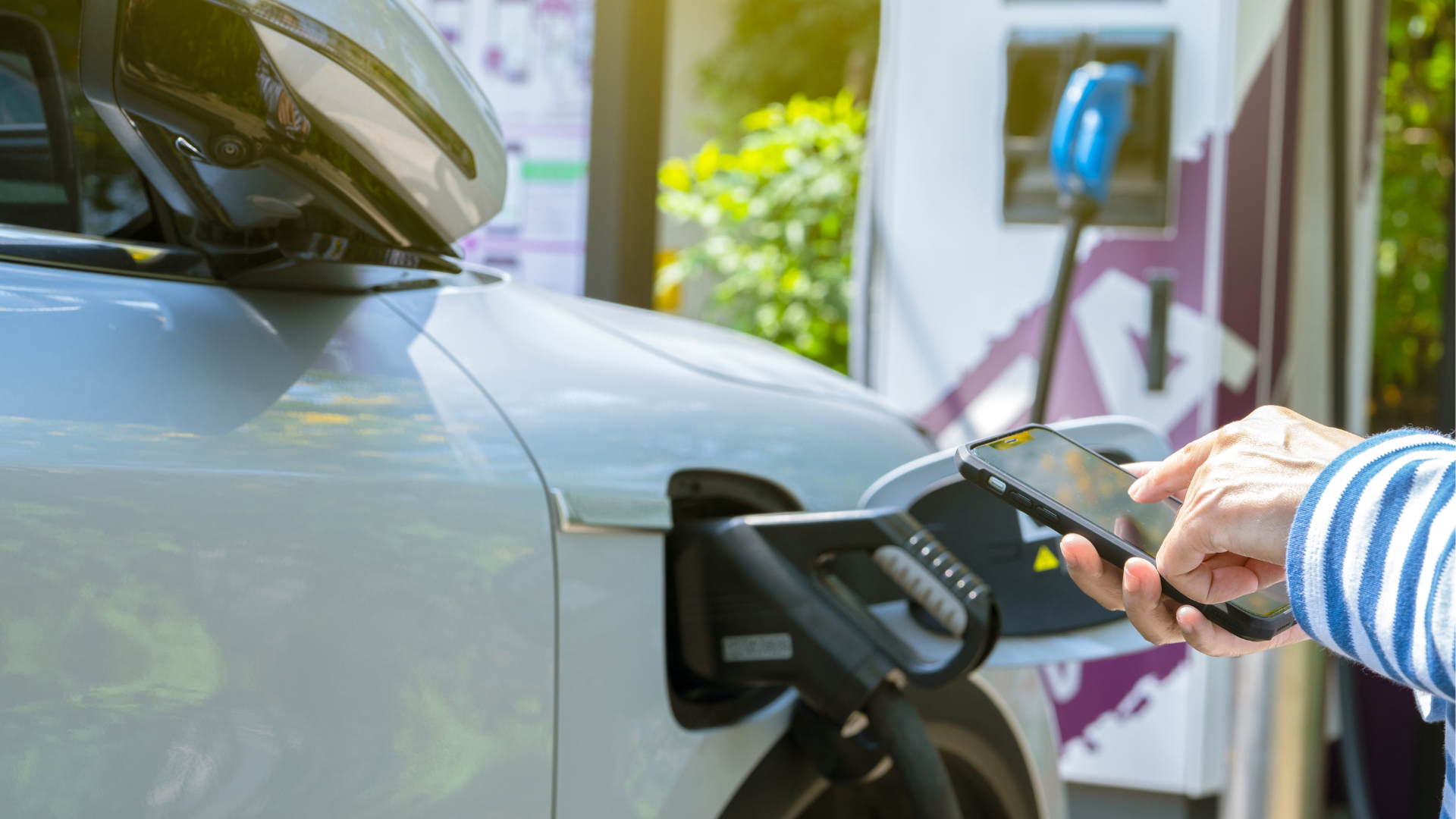 Υποδομές Φόρτισης EV | SmartEES – Ολοκληρωμένες Λύσεις Ηλεκτροκίνησης